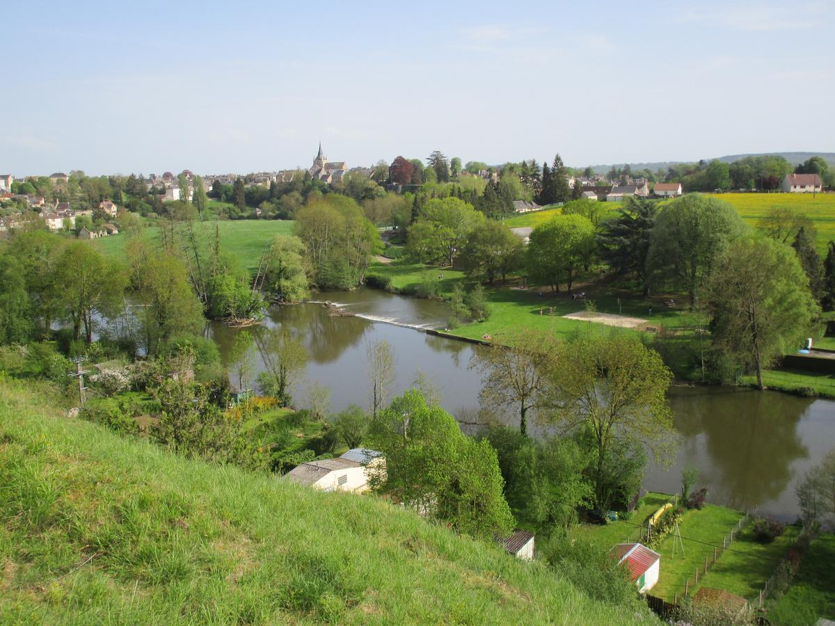 Gite Le Bourgneuf Fresnay-sur-Sarthe Bagian luar foto